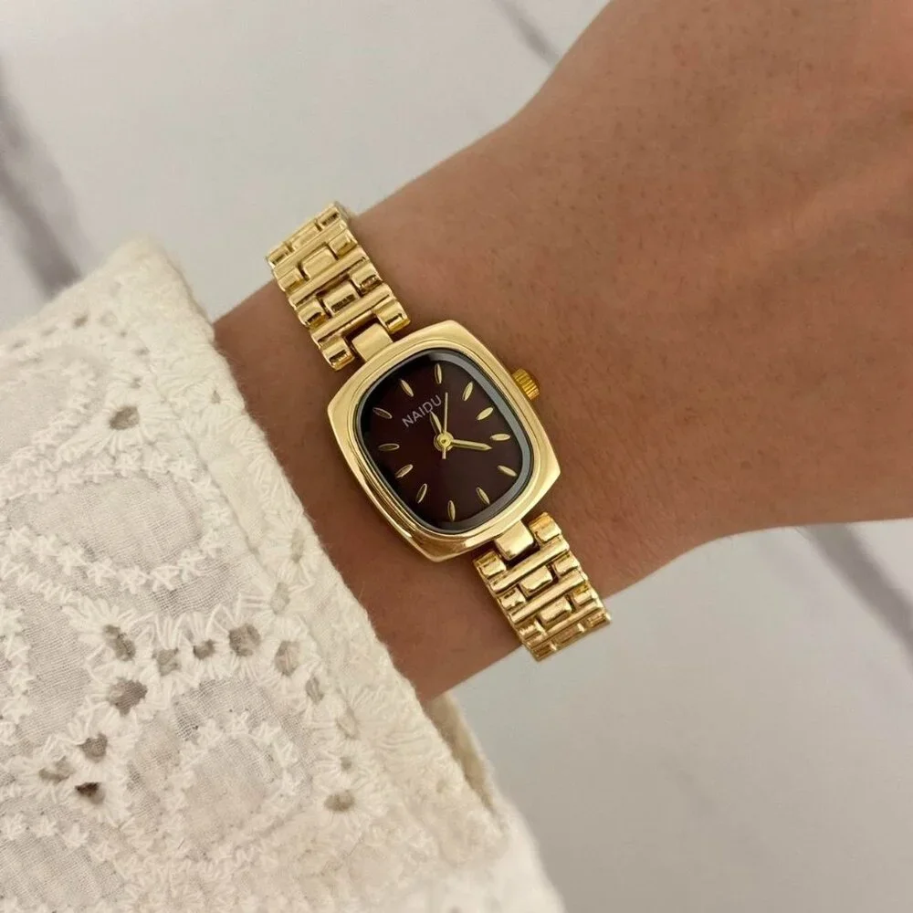 SKU:0218 Gold burgundy mini watch gold bracelet Stainless steel + in a gift box